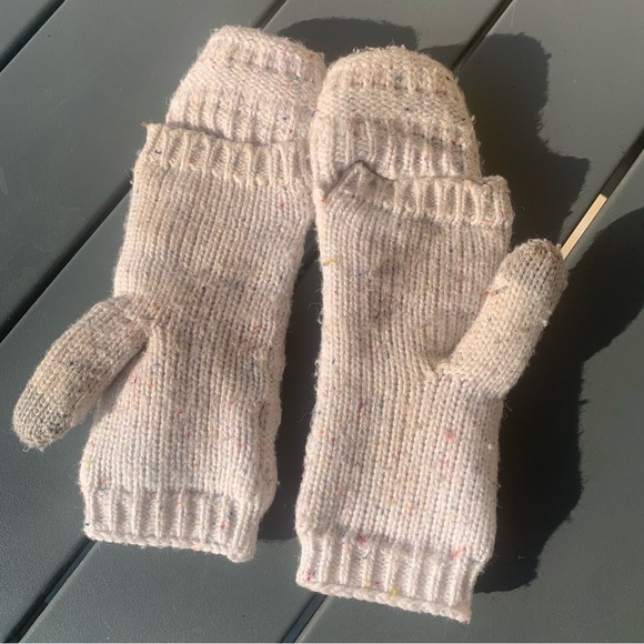 Pair of Target Winter Mittens - Picture 4 of 4